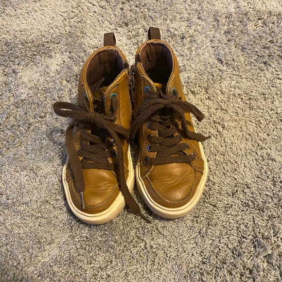 clarks shoes kids brown